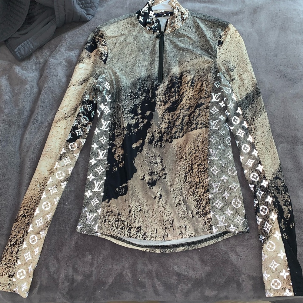 *SOLD* Louis Vuitton zip up